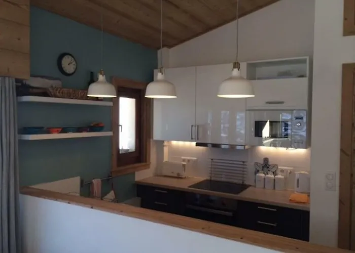 Luxury Apartment, 350M To Ski Lift, South Facing, Close To Town Centre